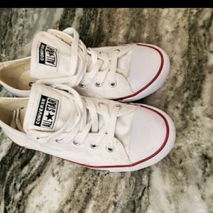 Ladies size 7 converse